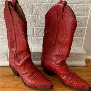 Ladies vintage Western boots